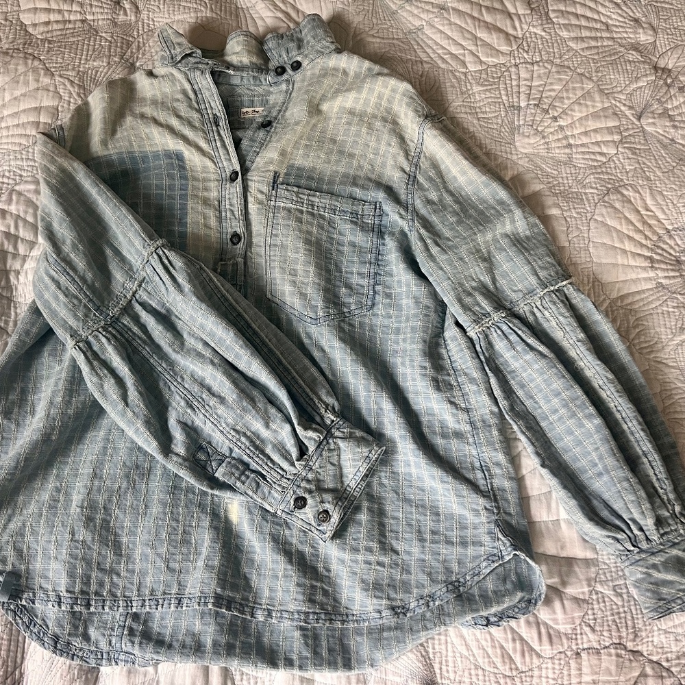 Free people long sleeved casual top